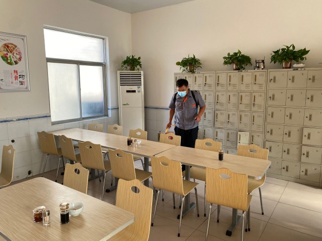1餐厅日常消毒_副本.jpg