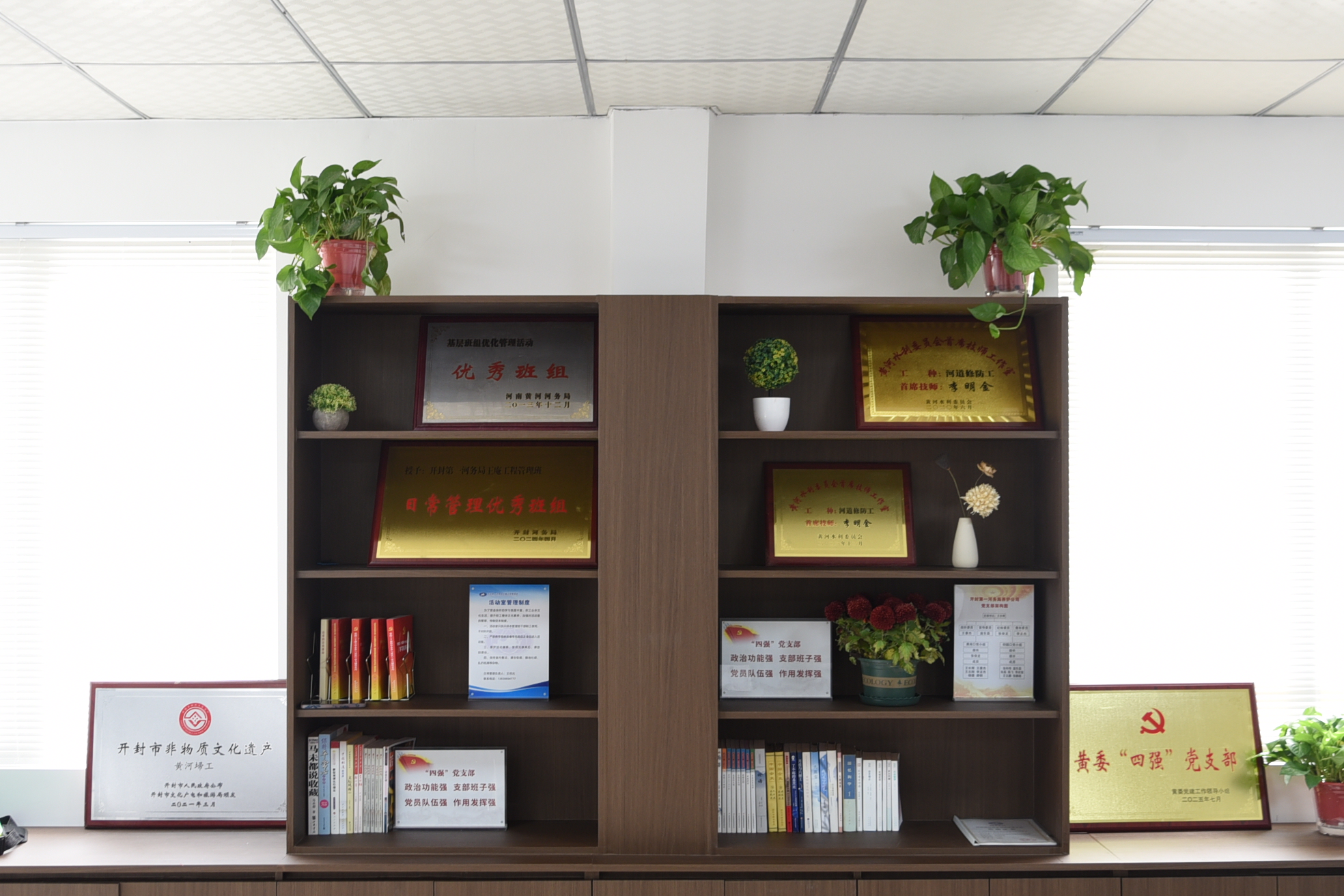 1765277516302.jpg 1765277516302.jpg